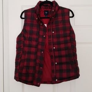 Gap plaid vest